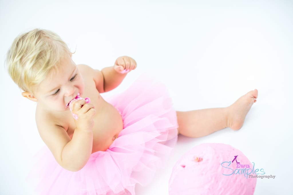 pink_girl_smash_cake_Los_Altos_ewa_samples-2